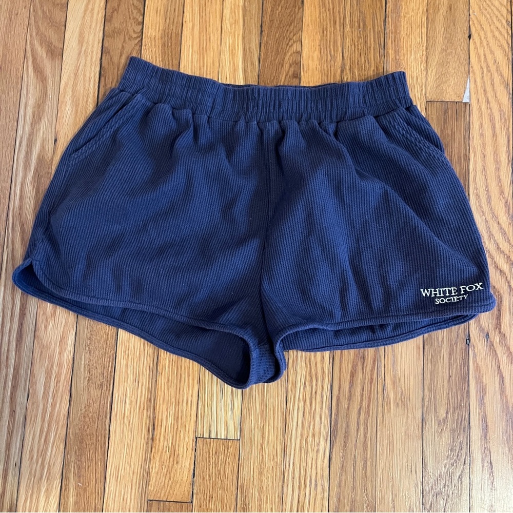 White Fox EUC Waffle Shorts Navy Large